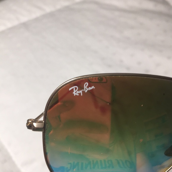 Ray-Ban Aviator Sunglasses - Picture 3 of 6